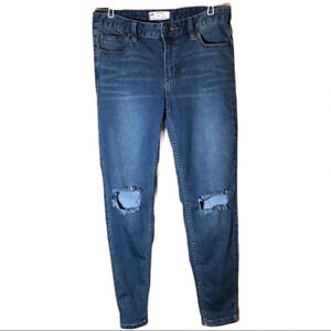 Free People Women’s Busted Knee distressed skinny  jeans Size US Waist 28